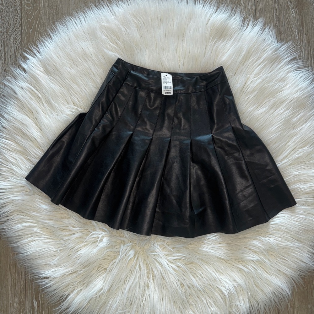 Black Pleated Skirt